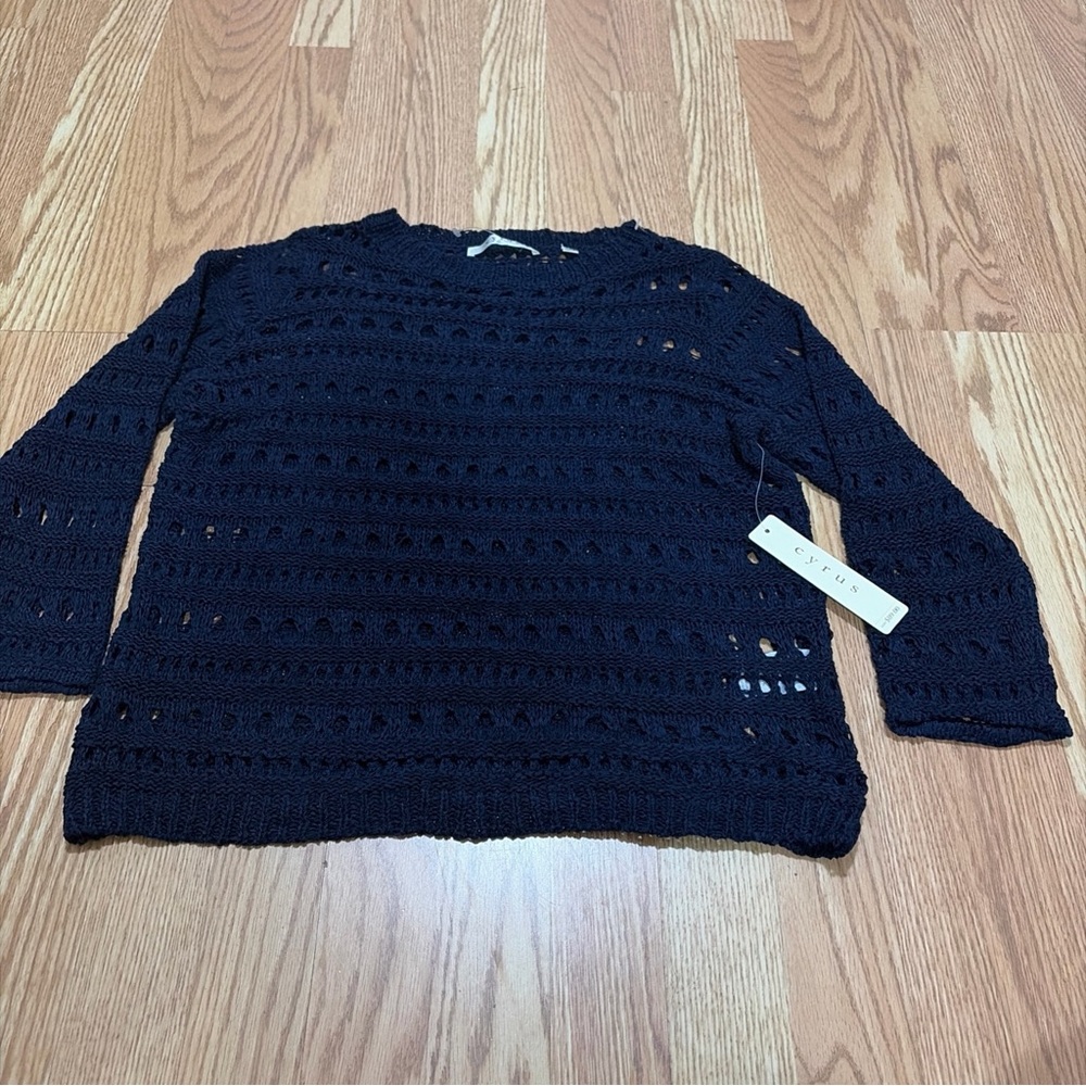 Cyrus Women's Dark Blue Mixed Stitch 3/4 sleeve Sweater